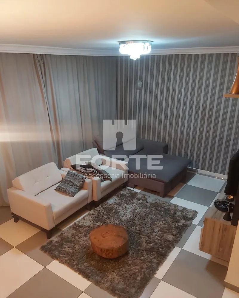 Casa, 3 quartos, 210 m² - Foto 2