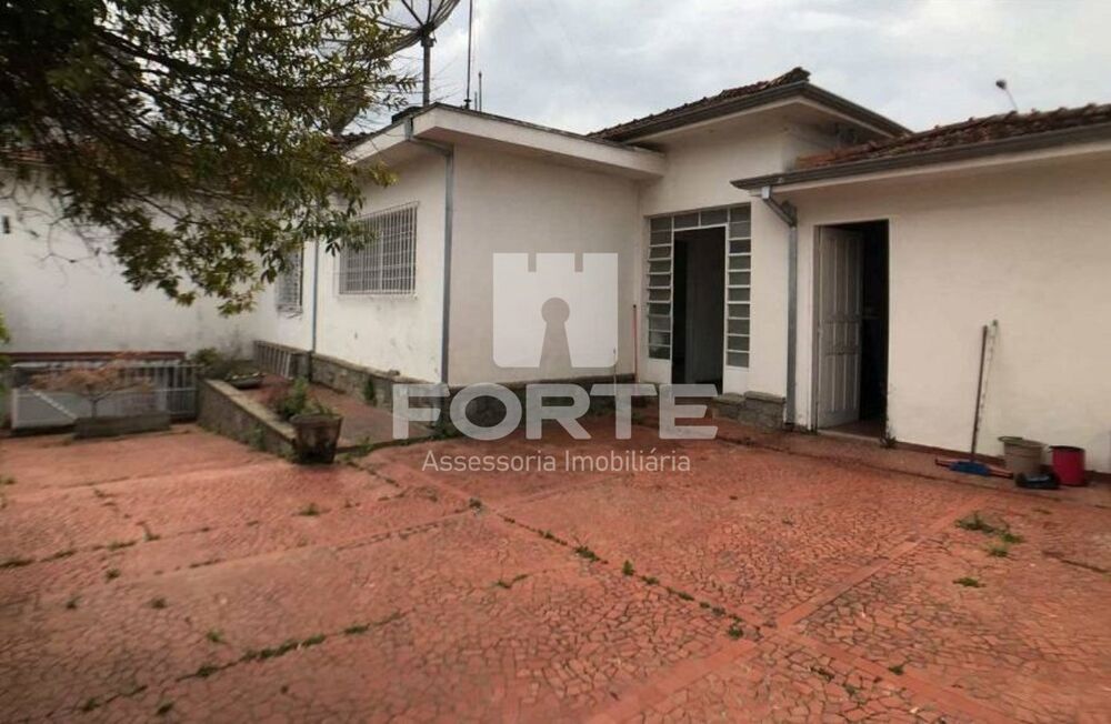 Prédio Inteiro para alugar com 3 quartos, 300m² - Foto 15