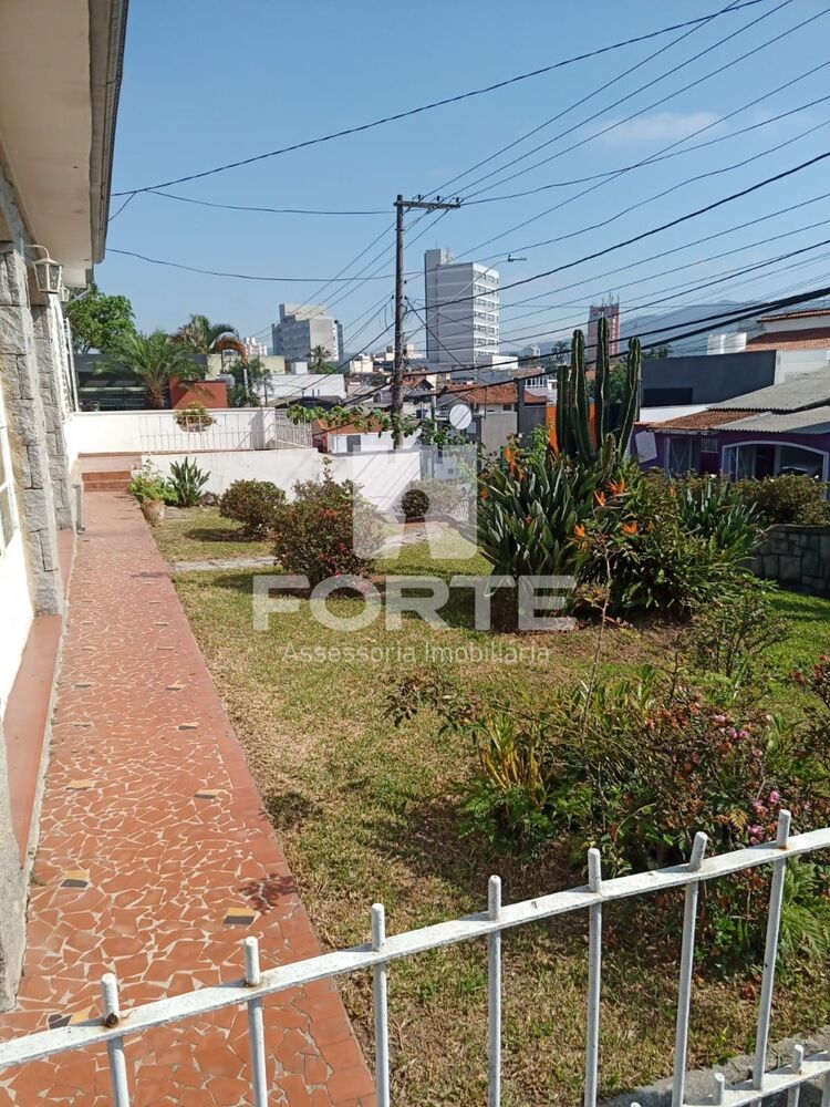 Prédio Inteiro para alugar com 3 quartos, 300m² - Foto 3
