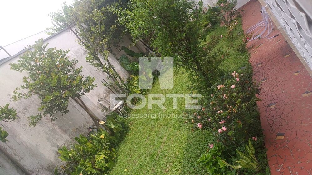 Prédio Inteiro para alugar com 3 quartos, 300m² - Foto 4