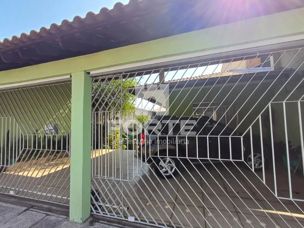 Casa, 3 quartos, 300 m² - Foto 1