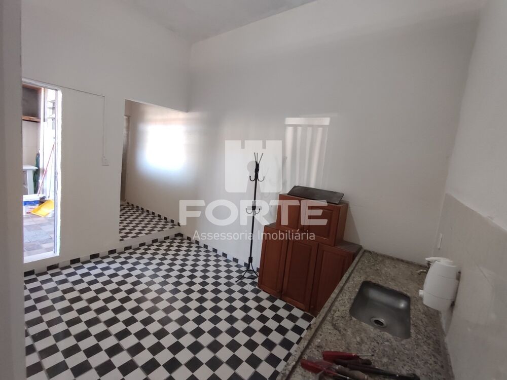 Casa, 1 quarto, 48 m² - Foto 1