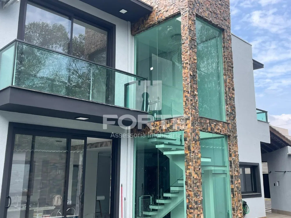 Casa, 3 quartos, 250 m² - Foto 2