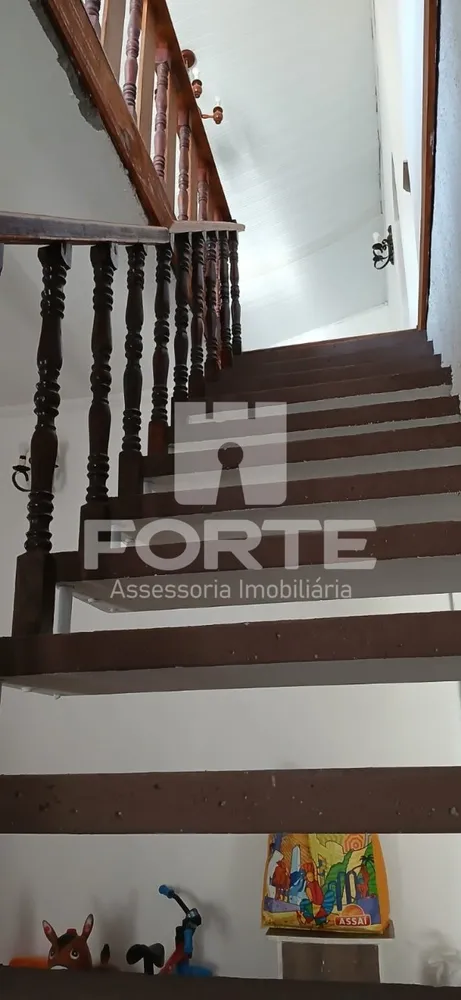 Casa, 5 quartos, 260 m² - Foto 8