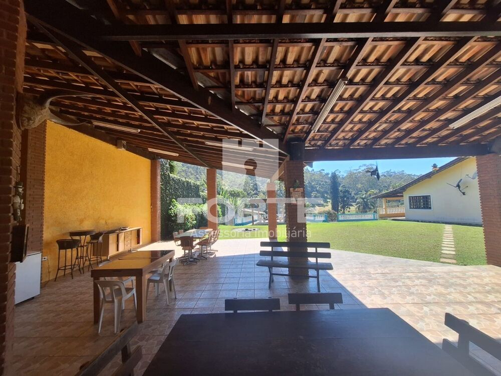 Chácara à venda com 8 quartos, 700m² - Foto 3
