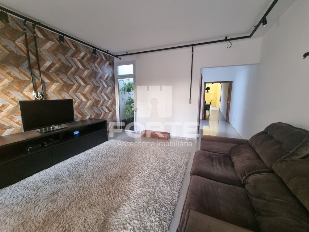 Casa, 3 quartos, 143 m² - Foto 1