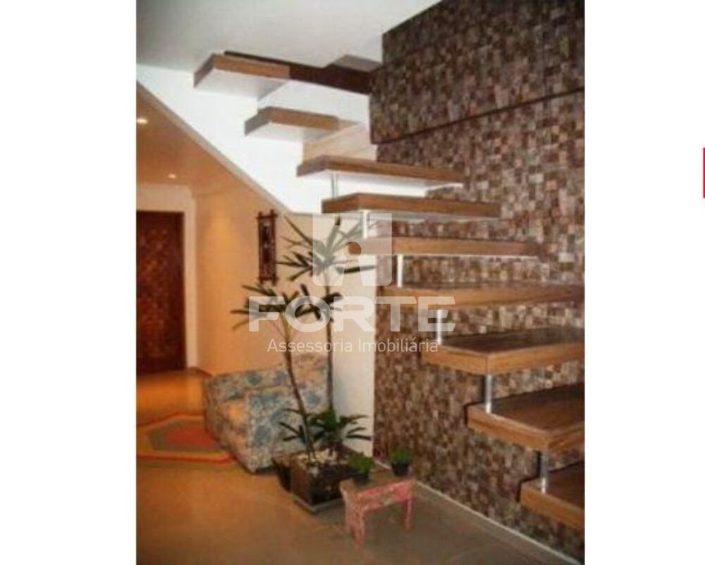 Casa, 4 quartos, 294 m² - Foto 1