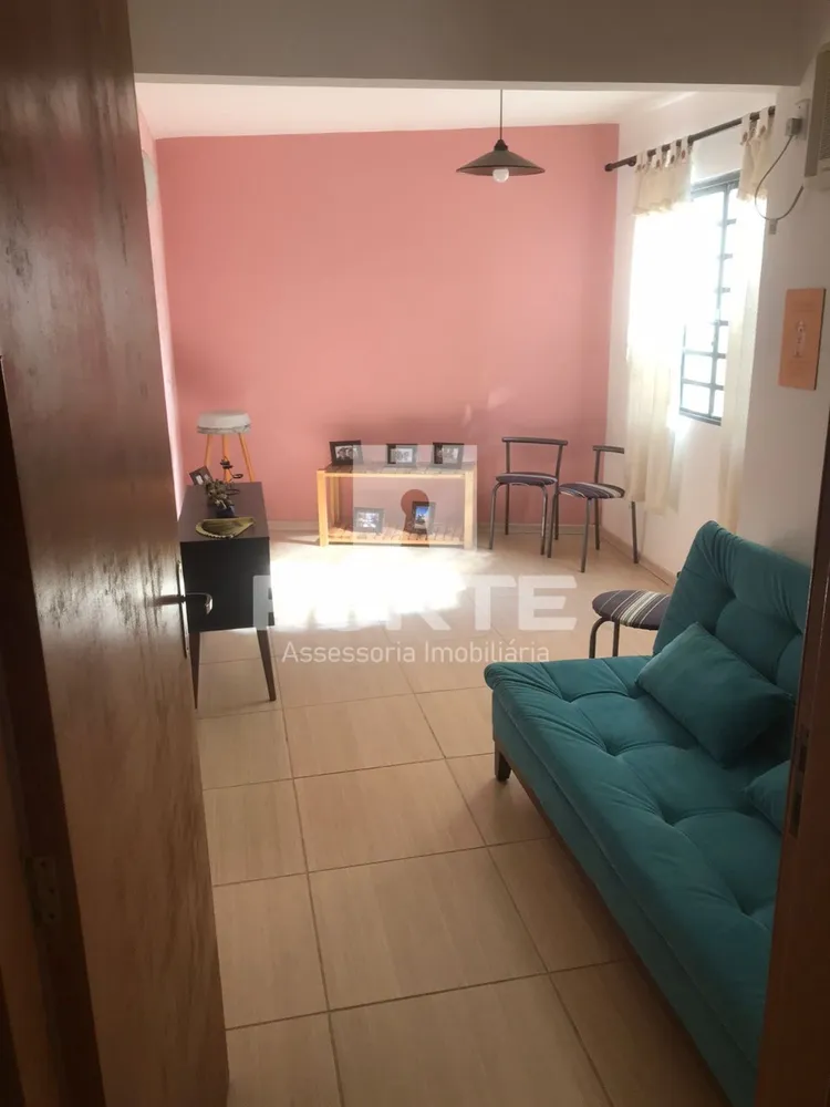 Casa, 5 quartos, 150 m² - Foto 1