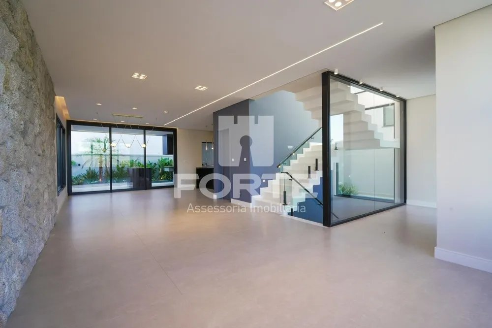 Casa, 4 quartos, 263 m² - Foto 9
