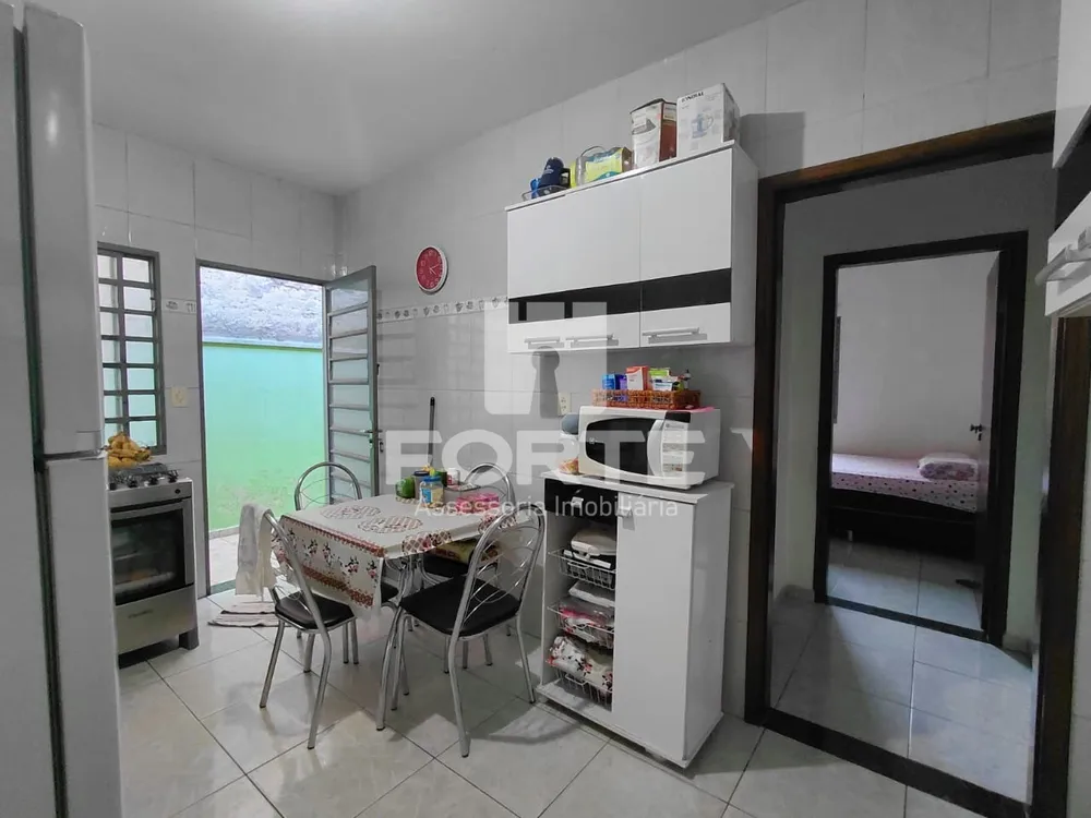 Casa, 2 quartos, 200 m² - Foto 6