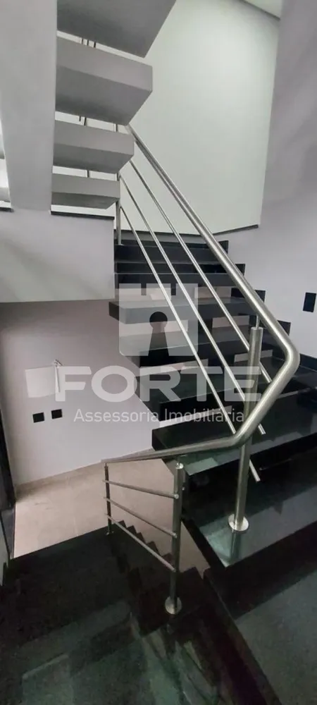 Casa, 3 quartos, 250 m² - Foto 13