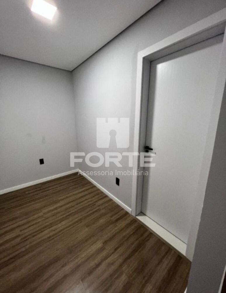 Casa, 3 quartos, 250 m² - Foto 2