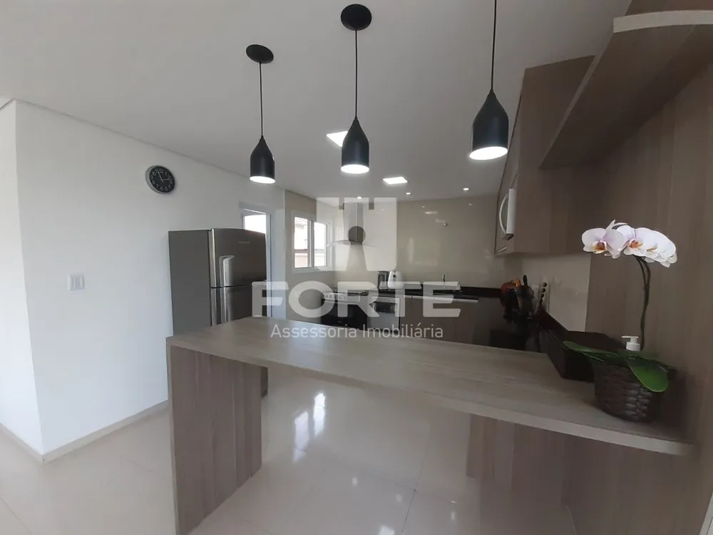 Casa, 3 quartos, 290 m² - Foto 1