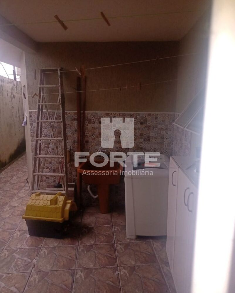 Casa, 2 quartos, 243 m² - Foto 2