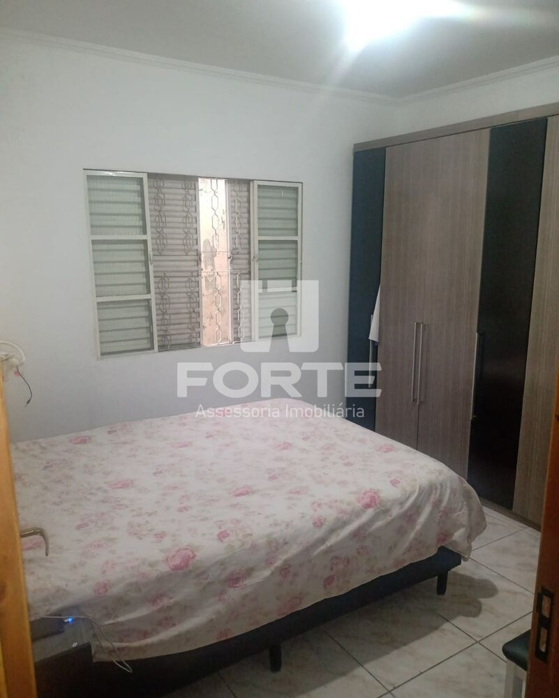 Casa, 2 quartos, 243 m² - Foto 33