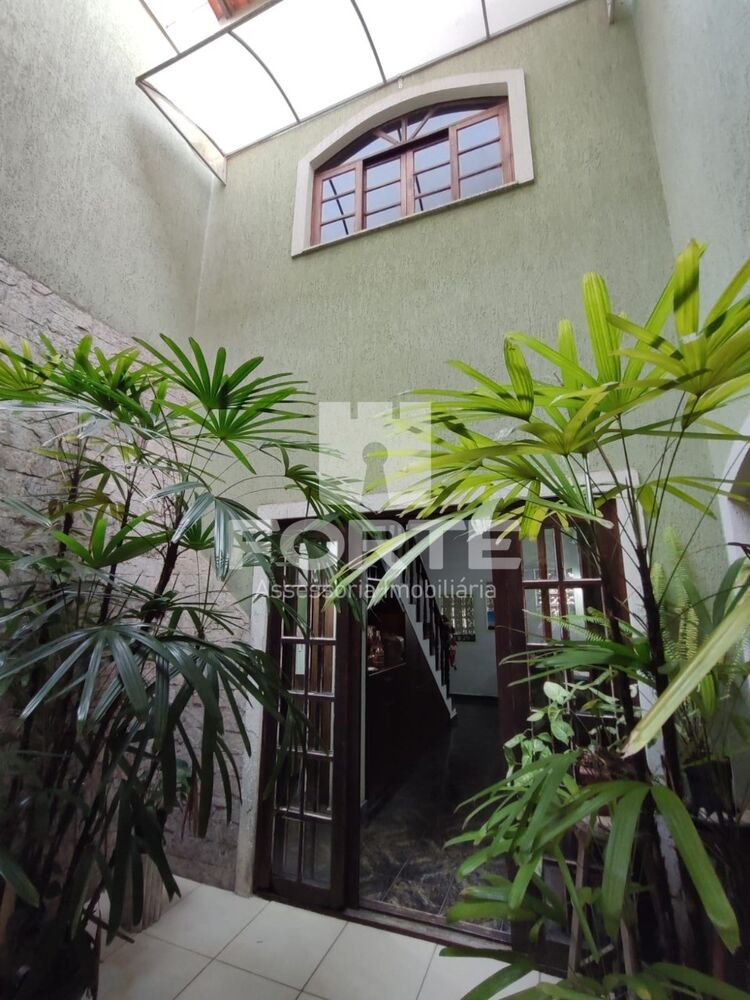 Casa à venda com 6 quartos, 500m² - Foto 8