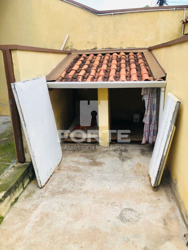 Casa, 3 quartos, 250 m² - Foto 1