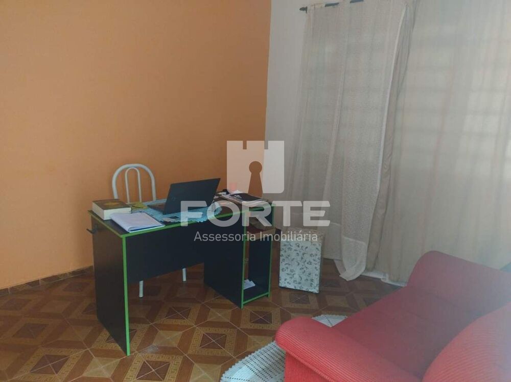 Casa, 5 quartos, 144 m² - Foto 1