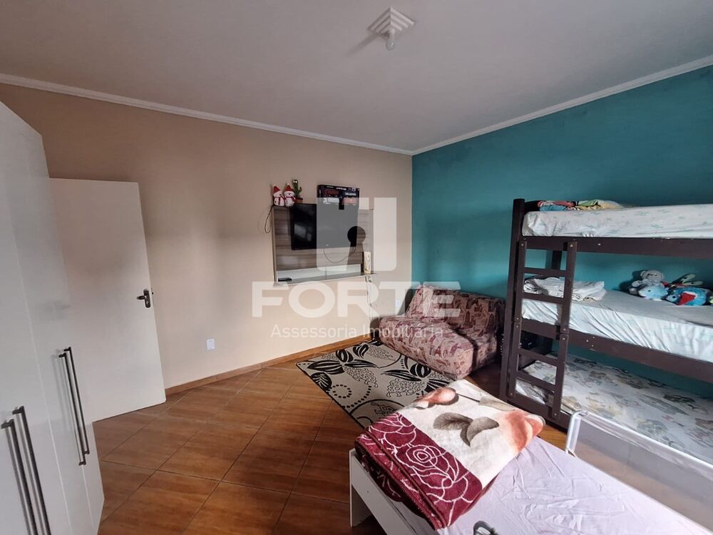 Casa, 3 quartos, 248 m² - Foto 25