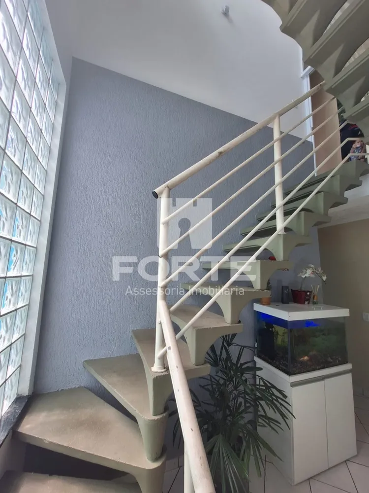 Casa, 3 quartos, 248 m² - Foto 15