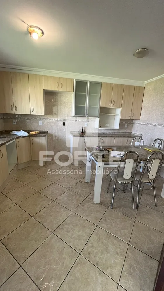 Casa, 3 quartos, 200 m² - Foto 8