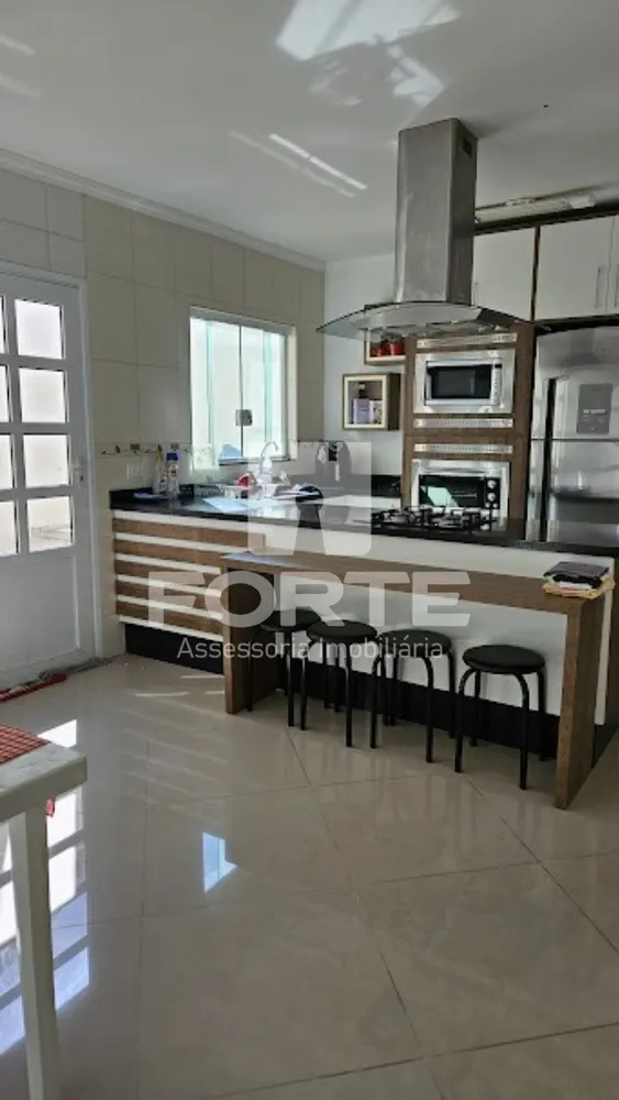 Casa, 2 quartos, 175 m² - Foto 13