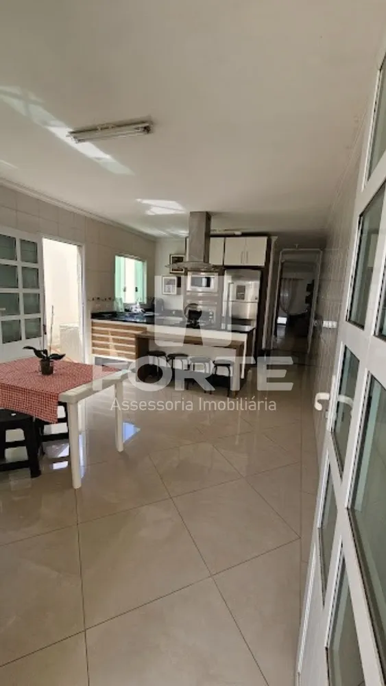 Casa, 2 quartos, 175 m² - Foto 12