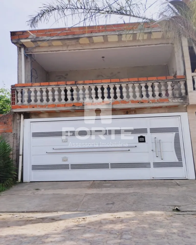 Casa, 3 quartos, 175 m² - Foto 1