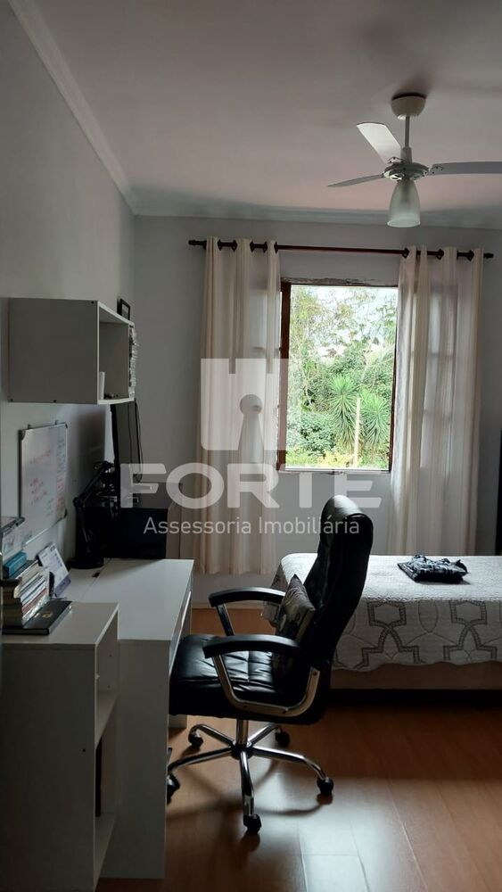 Casa, 4 quartos, 212 m² - Foto 3