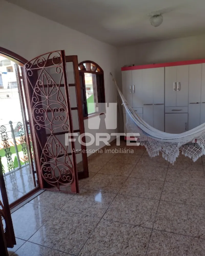 Casa, 3 quartos, 184 m² - Foto 1