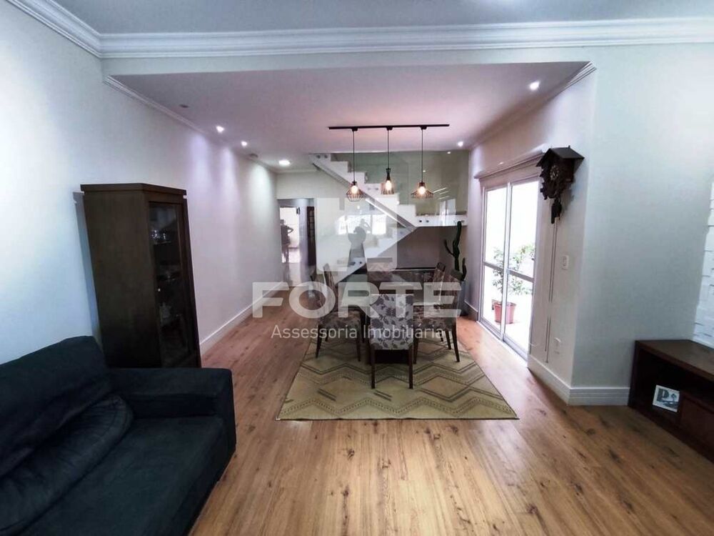 Casa, 3 quartos, 190 m² - Foto 1