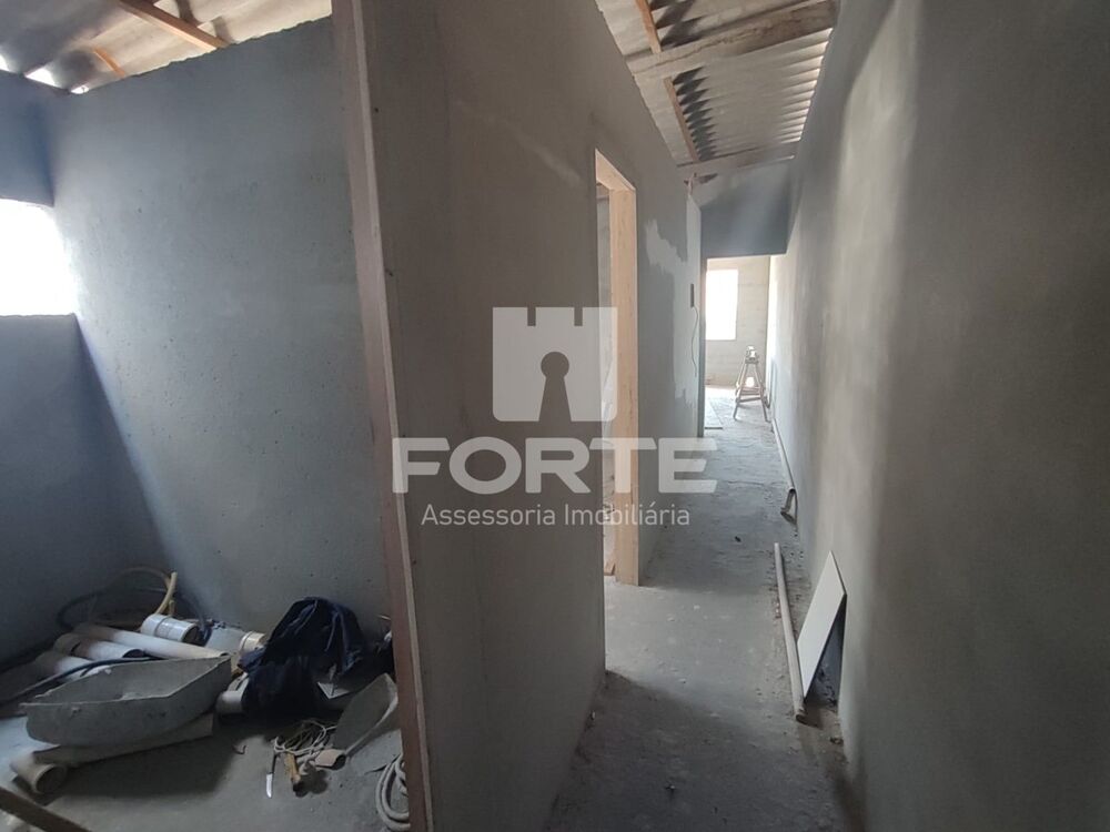 Casa à venda com 5 quartos, 250m² - Foto 10