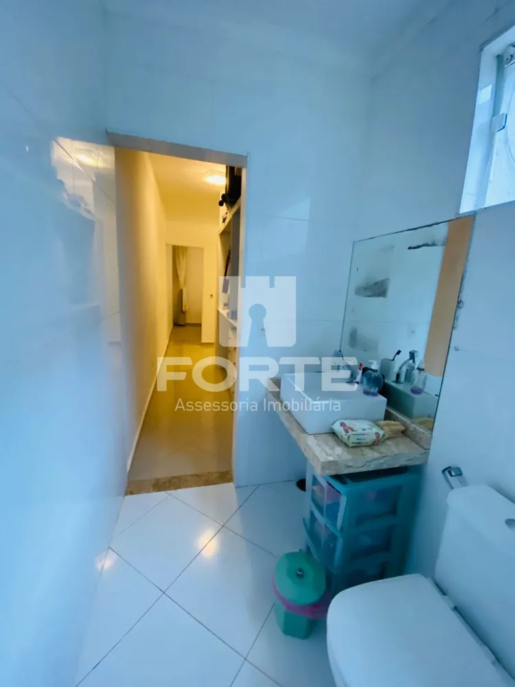 Casa, 3 quartos, 210 m² - Foto 2