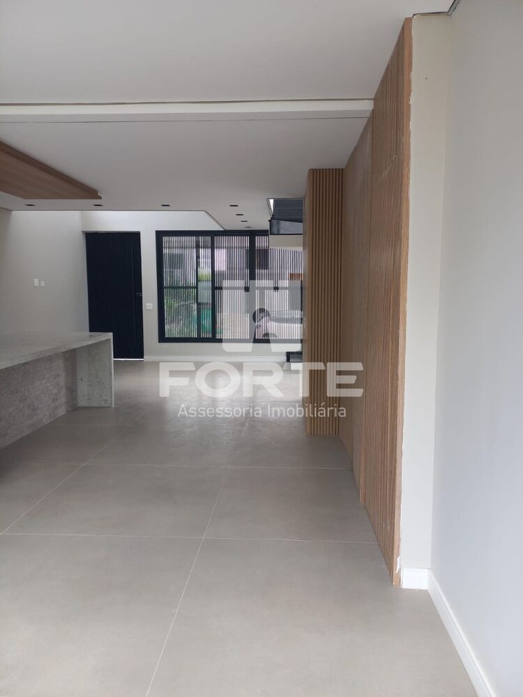 Casa, 3 quartos, 224 m² - Foto 3