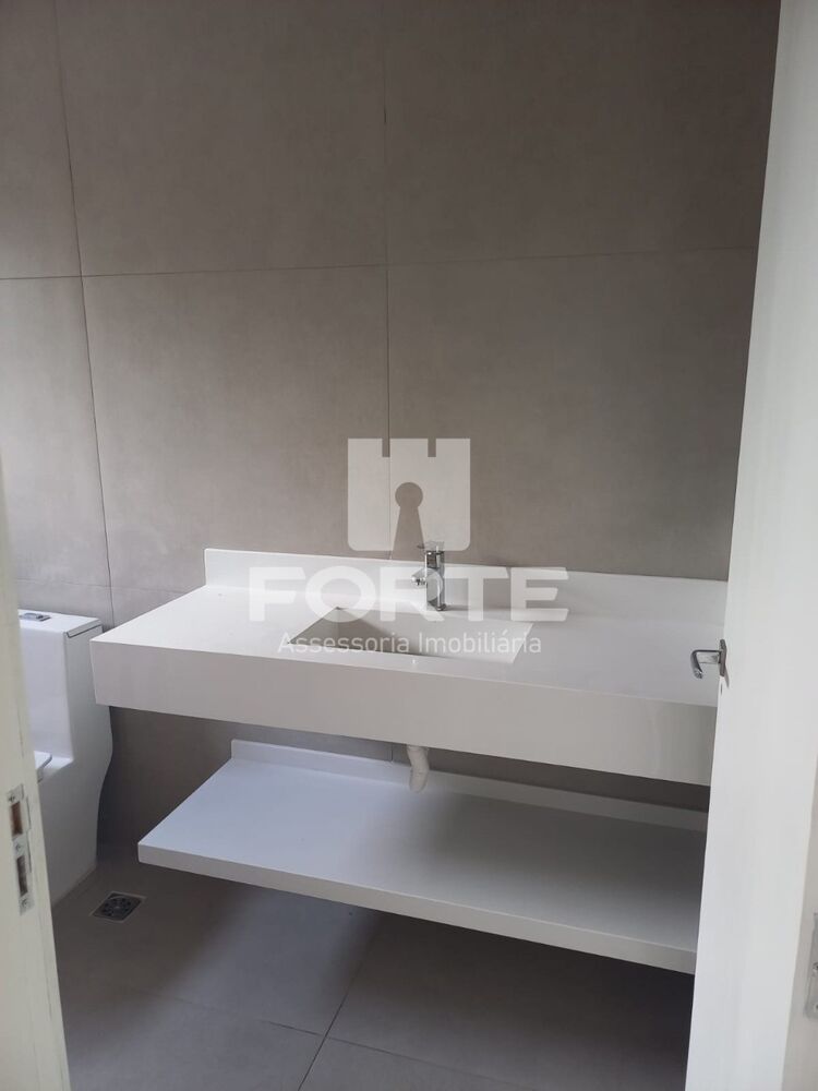 Casa, 3 quartos, 224 m² - Foto 4