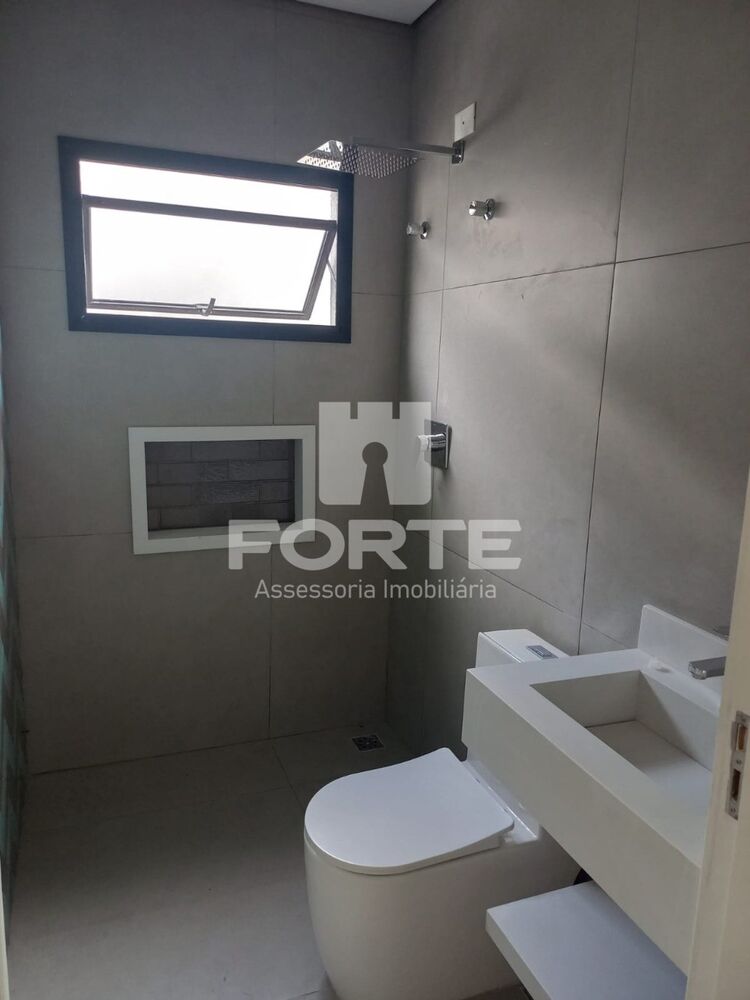 Casa, 3 quartos, 224 m² - Foto 1