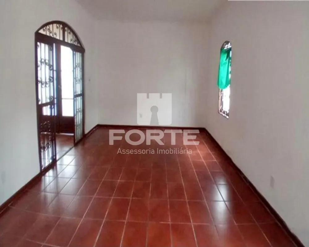 Casa, 2 quartos, 237 m² - Foto 1