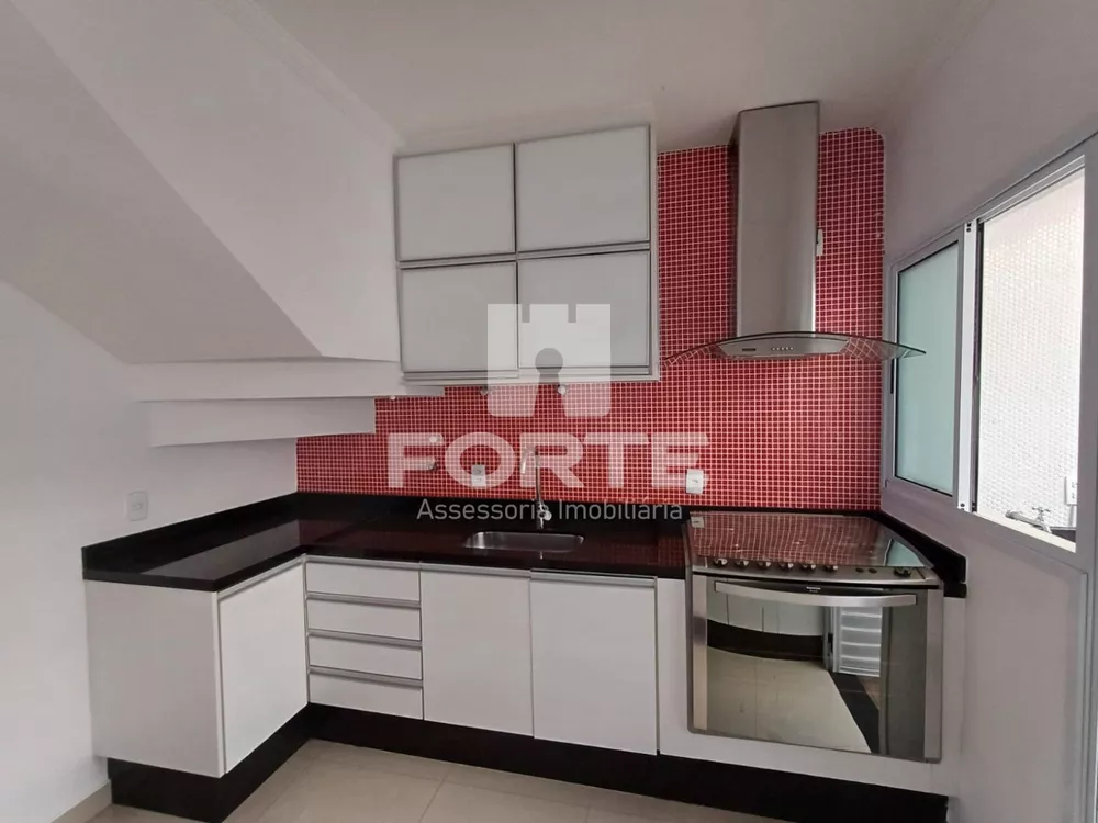 Casa à venda com 3 quartos, 165m² - Foto 1