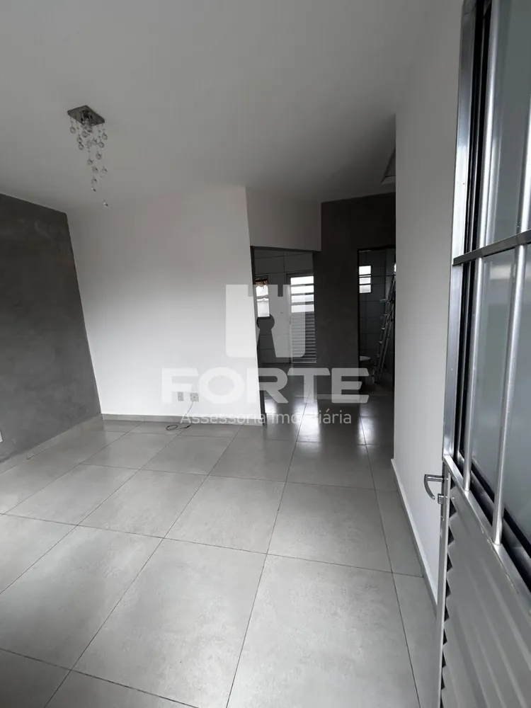 Casa, 2 quartos, 60 m² - Foto 1