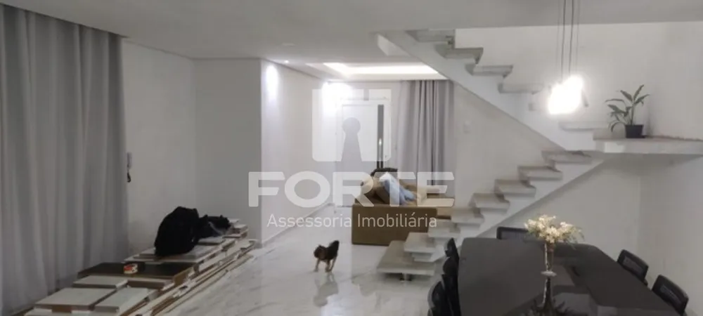 Casa, 3 quartos, 210 m² - Foto 3