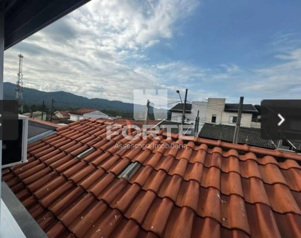 Casa, 3 quartos, 121 m² - Foto 1