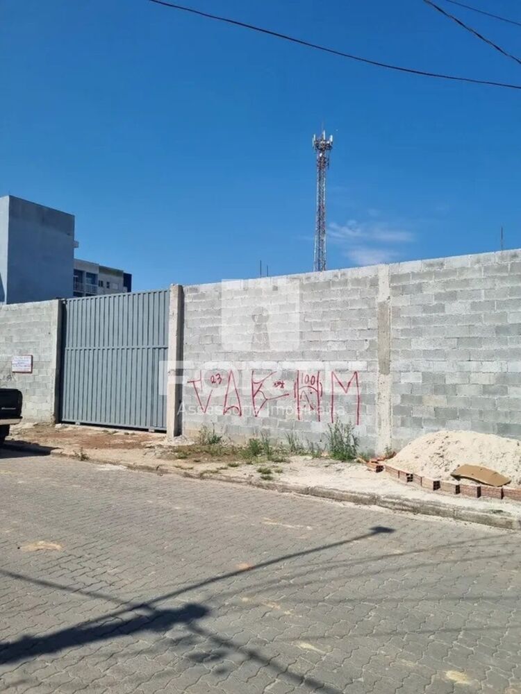 Loteamento e Condomínio, 1000 m² - Foto 1