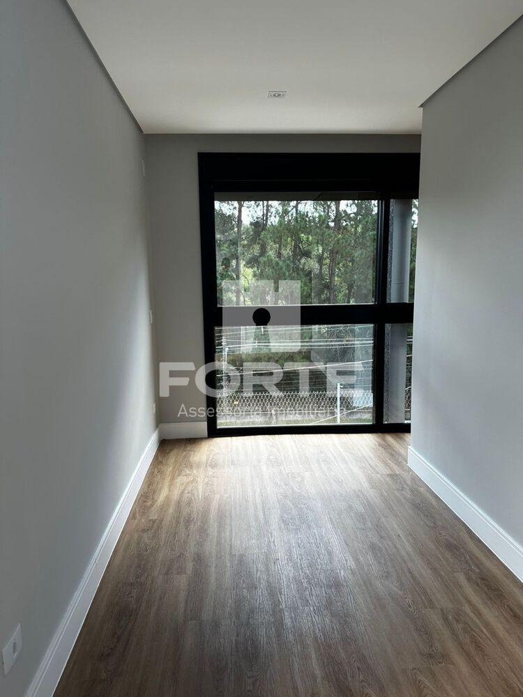 Casa, 3 quartos, 350 m² - Foto 1
