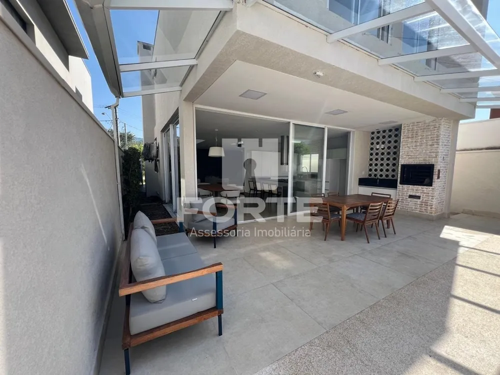 Casa, 3 quartos, 354 m² - Foto 1