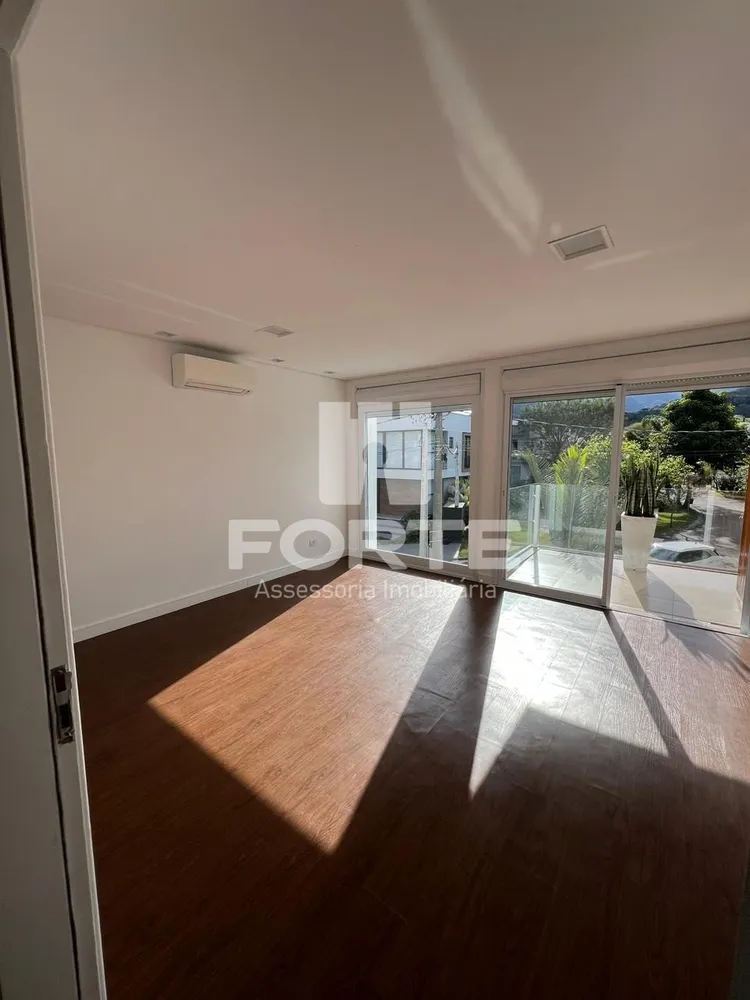Casa, 3 quartos, 354 m² - Foto 2
