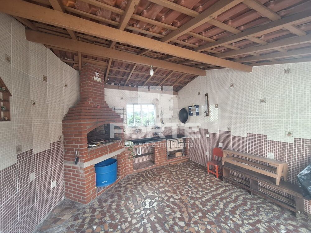 Casa, 2 quartos, 141 m² - Foto 1
