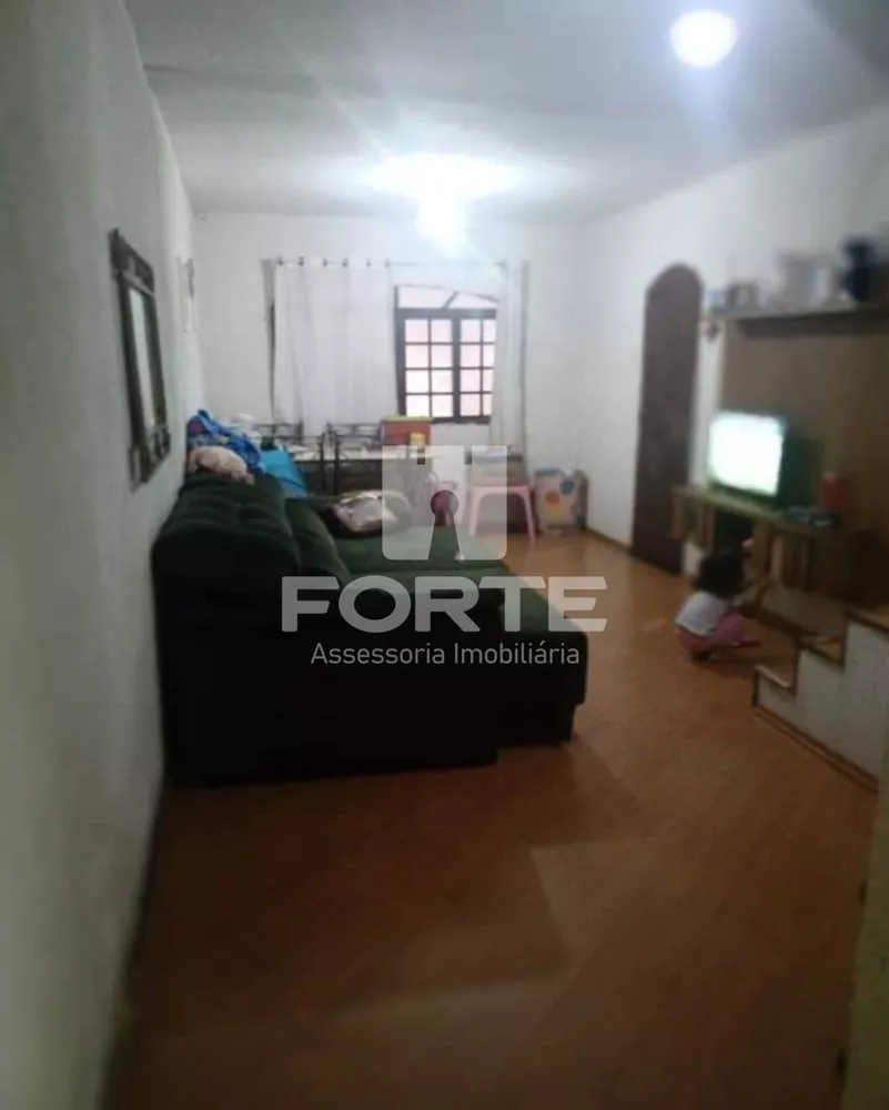 Casa à venda com 3 quartos, 220m² - Foto 10