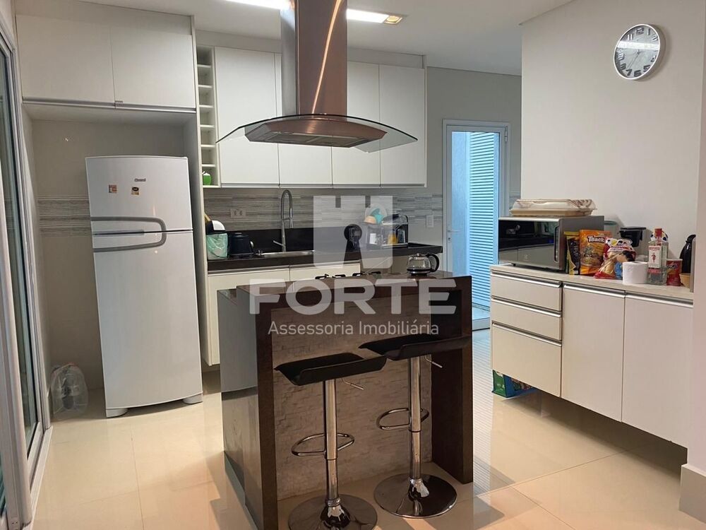 Casa, 3 quartos, 195 m² - Foto 8