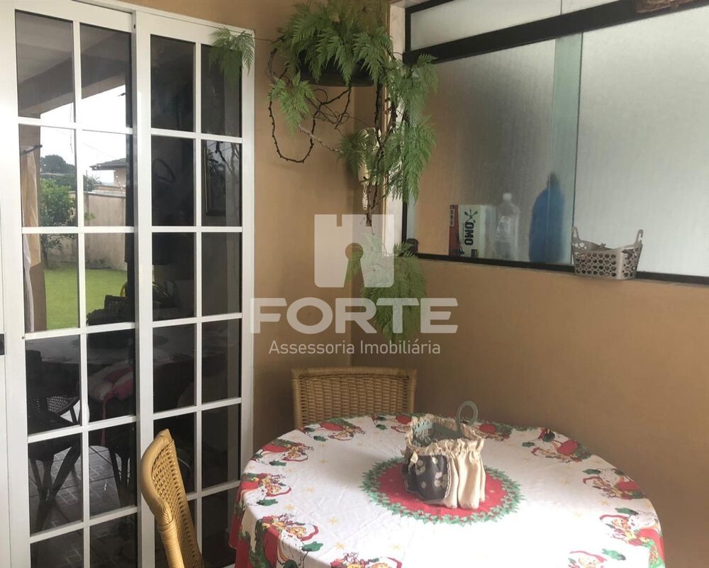 Casa, 3 quartos, 300 m² - Foto 1