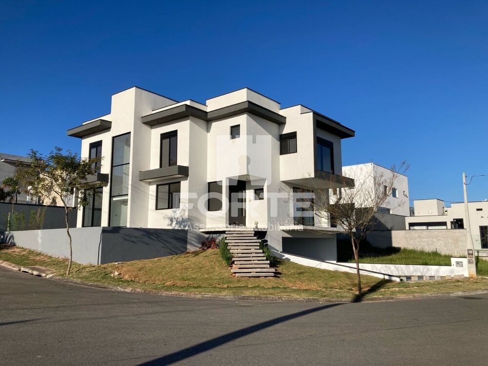 Casa, 4 quartos, 342 m² - Foto 1